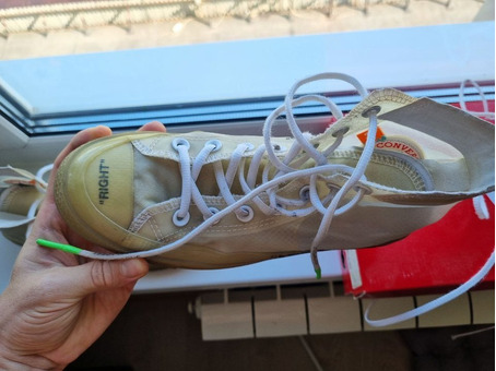 Converse x Off White Chuck 70 'The Ten' - 8 US - 4