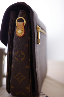 New Louis Vuitton Monogram Pochette Metis - 5