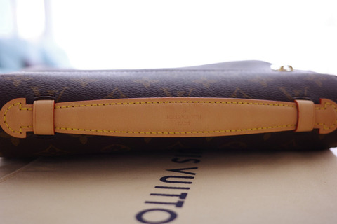 New Louis Vuitton Monogram Pochette Metis - 6