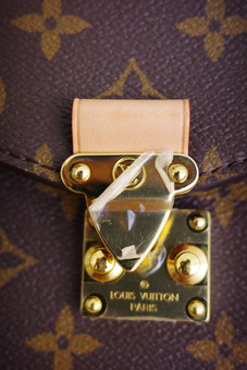 New Louis Vuitton Monogram Pochette Metis - 7