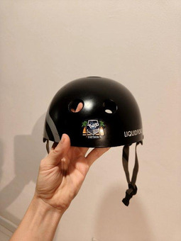 Liquid Force Helmet - M size