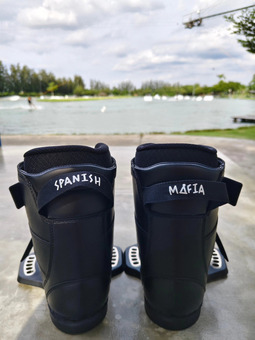 WhyNot Wake Bindings - Spanish Mafia - 4